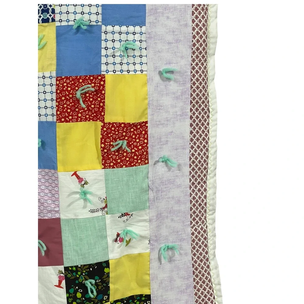 Handmade Vintage Patchwork Tied Quilt‎ Throw Blanket 40x48